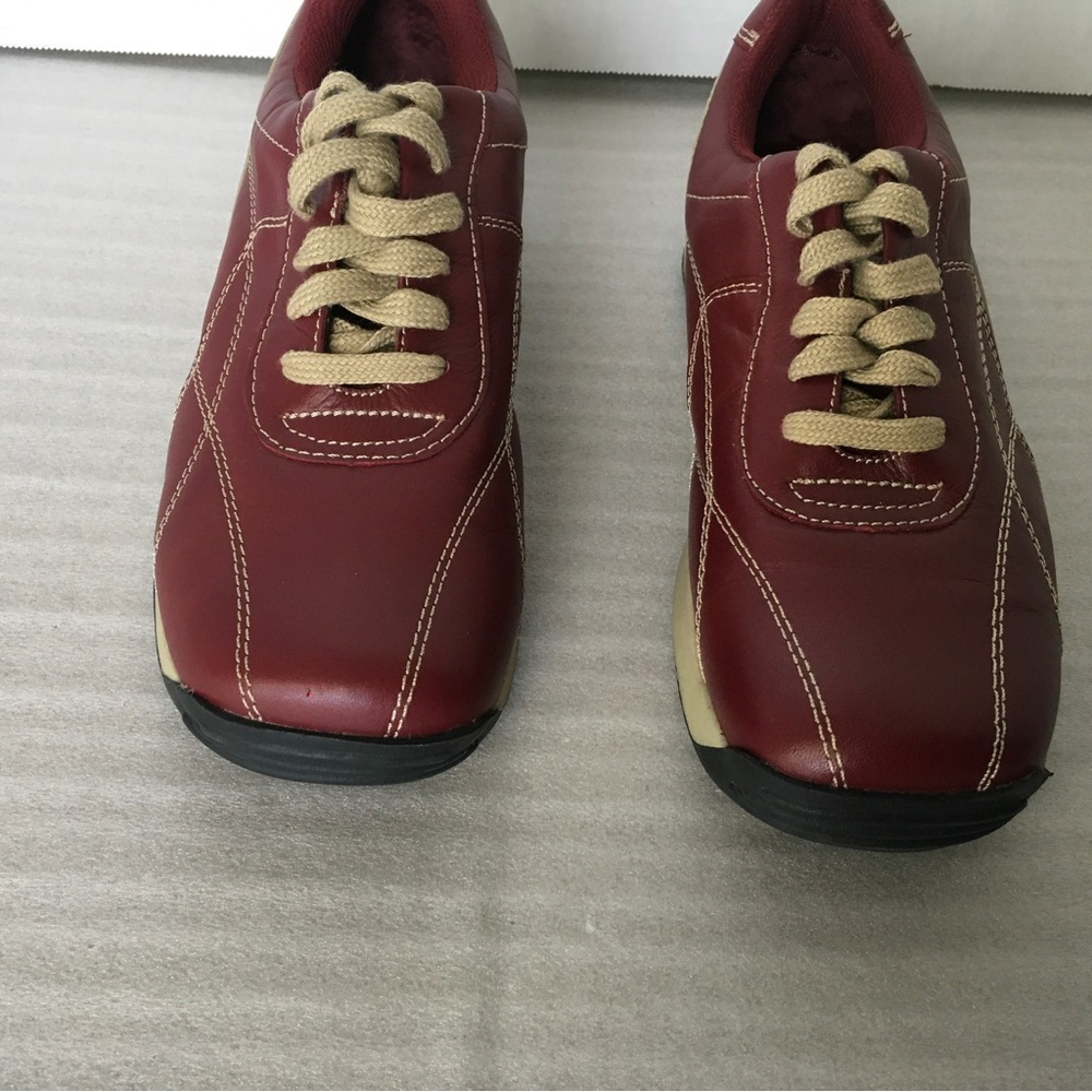 NEW Women’s Size 7 Wanted Speed Red Real Leather Lace-Up Athletic Shoes